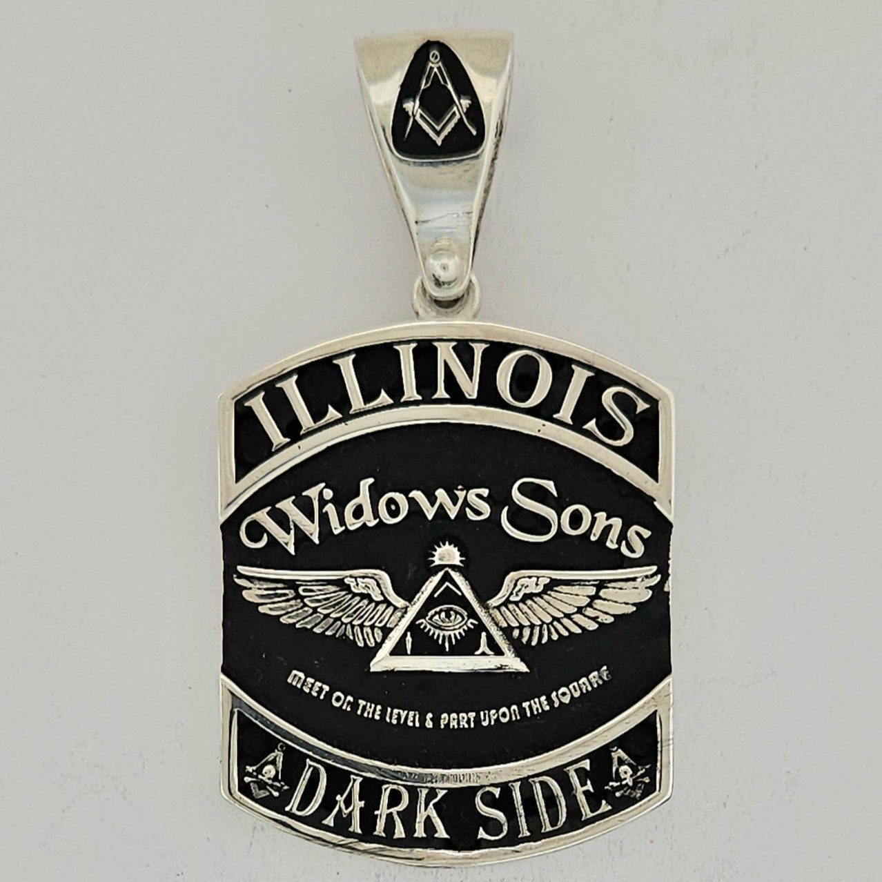 XL Widows Sons Dark Side Pendant